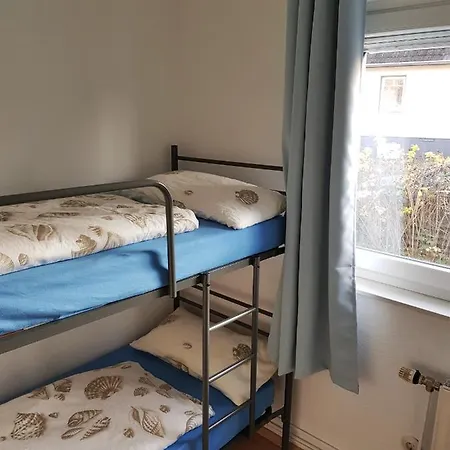 Holiday home Mit Grossem Garten In Strandnaehe